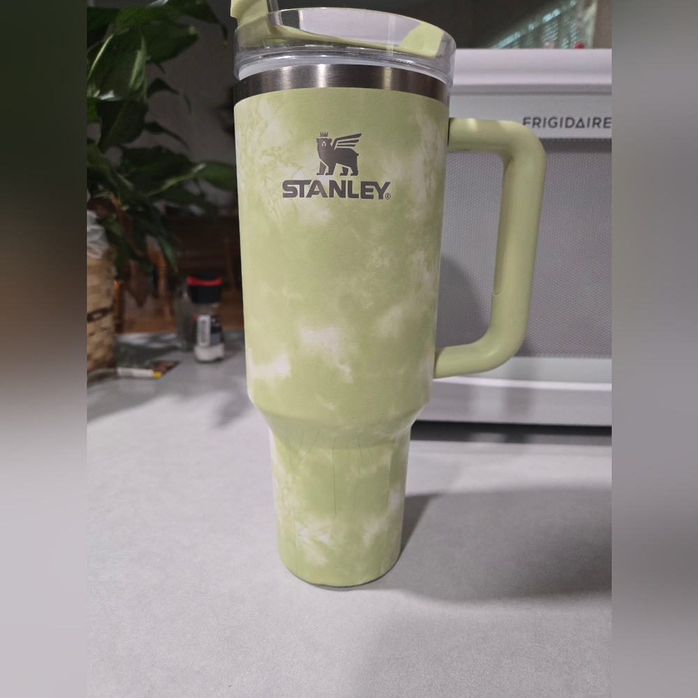 Stanley 40oz Citron Tye Dye